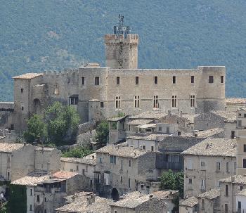 Castello Piccolomini