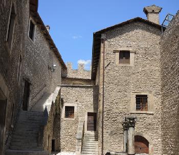 Castello Piccolomini